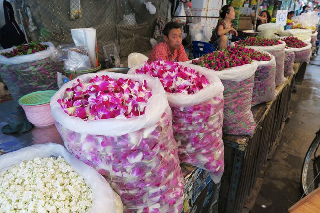 bangkok-flower-market-flower-petal-sacks