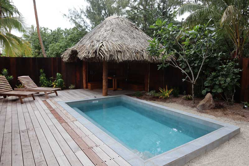 Bora Bora Pearl Beach Resort - garden bungalow private pool