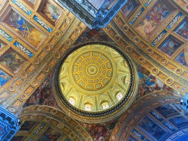 Gesu Nuovo Church Naples - dome interior