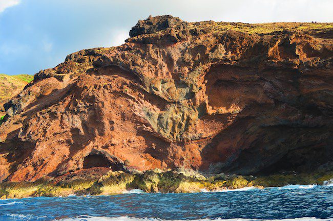 Hanatekuua Bay Hike Hiva Oa Marquesas Islands French Polynesia manta ray rock