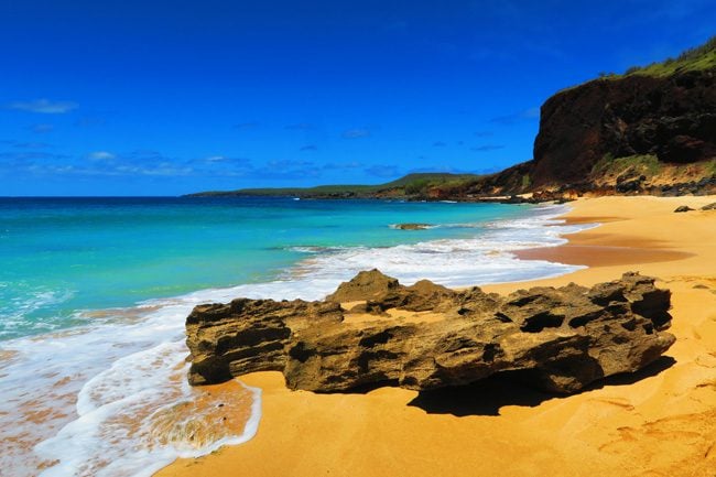 Kawakiu Beach eroded limestone cliffs - Molokai Hawaii