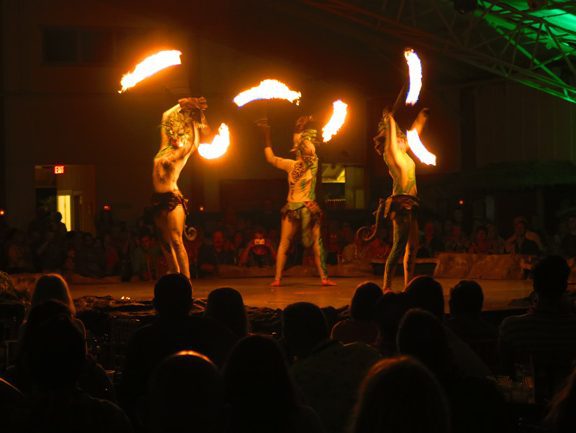 Luau Kalamaku - Polynesian fire show - Luau in Kauai, Hawaii