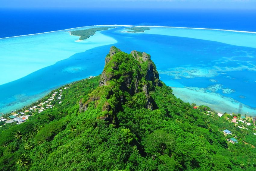 Mount Teurafaatiu Hike - Maupiti - French Polynesia - Summit