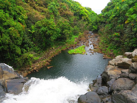 Pepe’ekeo Scenic Drive - hike to secret waterfall - Big Island Hawaii_2