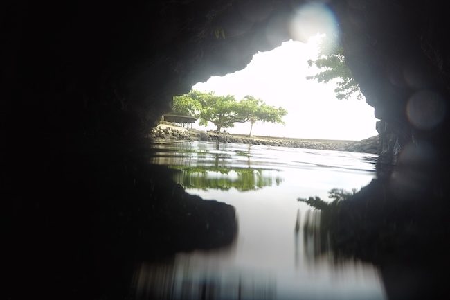 Piula-Cave-Pool-Samoa-opening-to-sea