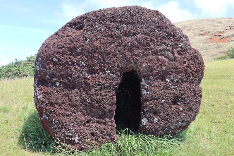 Pukao topknot - Puan Pau quarry - Easter Island