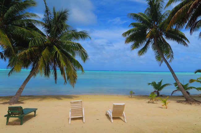 Rinos Motel Aitutaki Cook Islands - beach