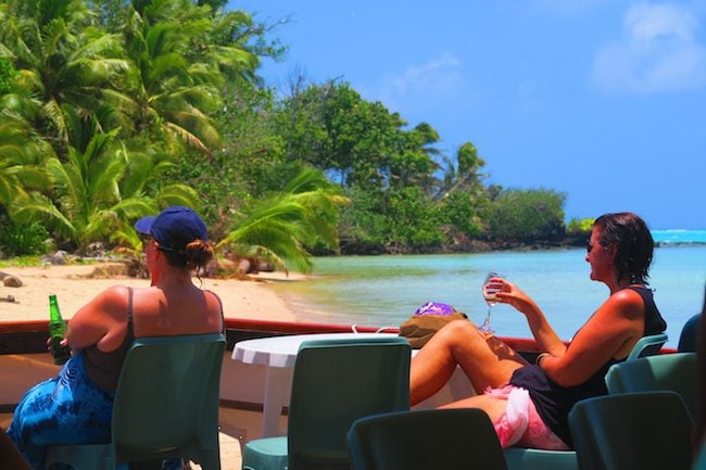 The Vaka Lagoon Cruise Aitutaki Cook Islands - relaxing