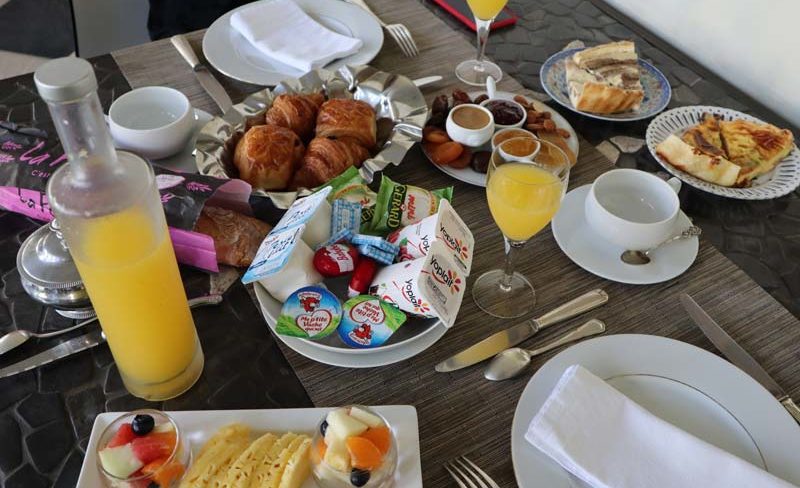 Villa Belle - St Pierre accommodation - Reunion Island - breakfast