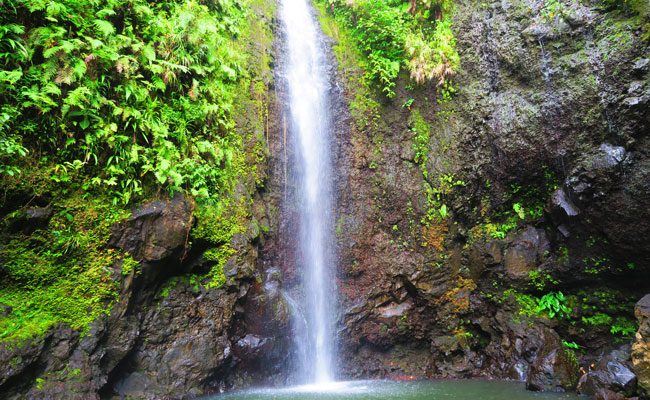 les trois cascades three waterfalls Raiatea Island French Polynesia smaller waterfall