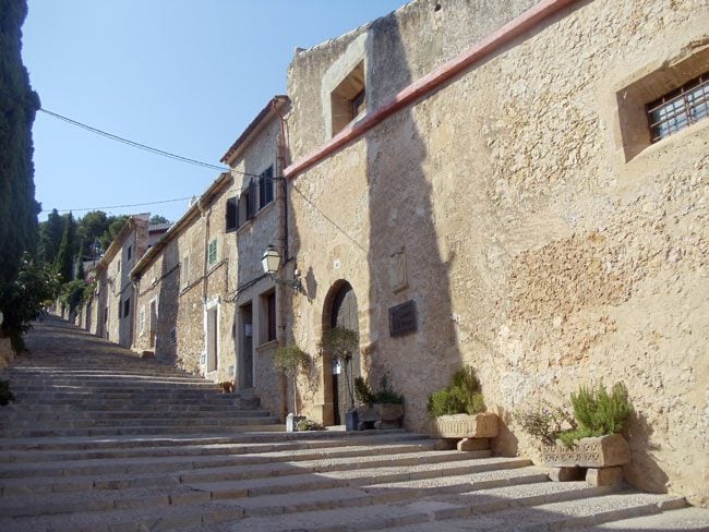 Going up to Calvary Chapel Pollenca Mallorca