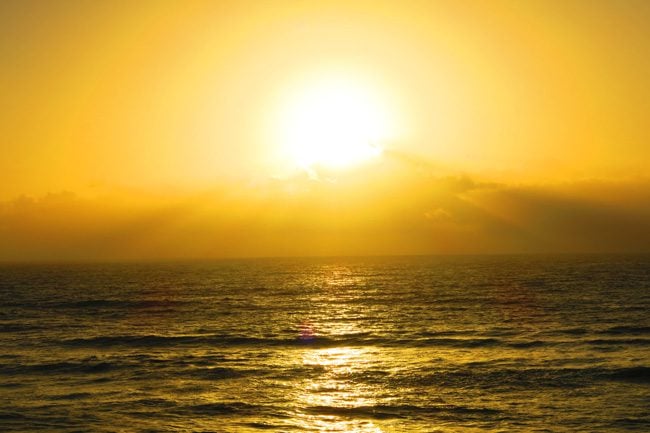 Coucher de soleil incroyable dans les falaises de Sunset San Diego en Californie