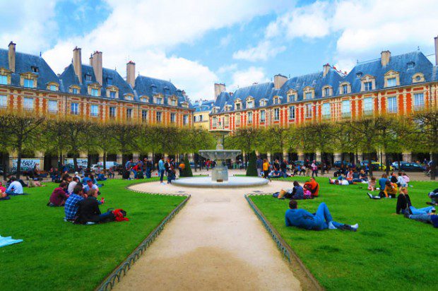 Sunday In The Marais | Things To Do In Paris On Sunday