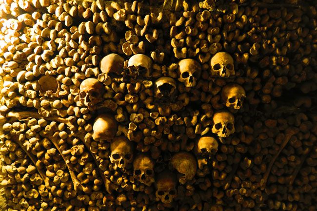 Catacombes Paris underground cemetery heart shaped