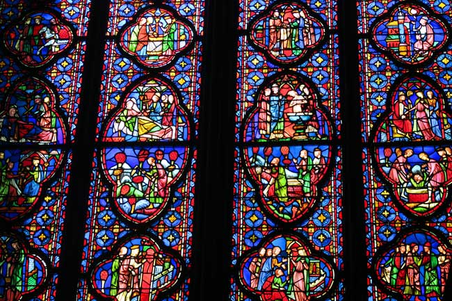 sainte chapelle paris stained glass close up