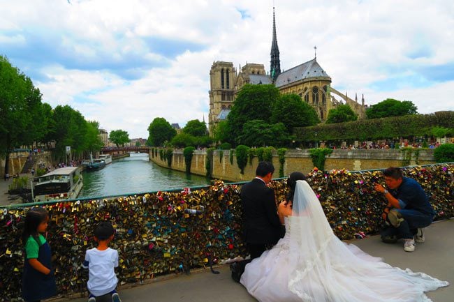 Romantic Paris photo - notre dame