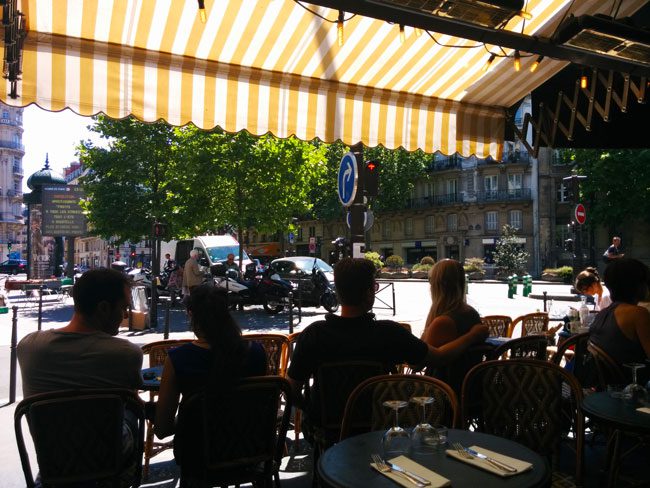 cafe le dome rue de levis paris