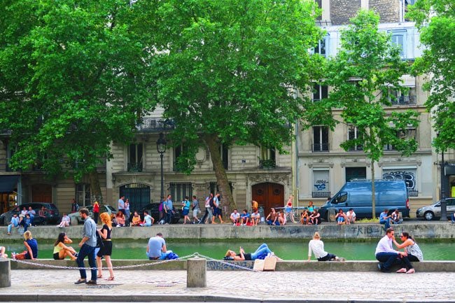 canal saint martin paris gathering