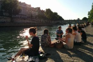 Picnic on Seine Paris