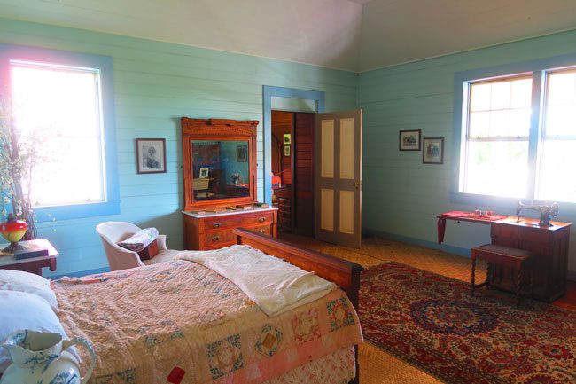 Robert Louis Stevenson Museum Apia Samoa bedroom