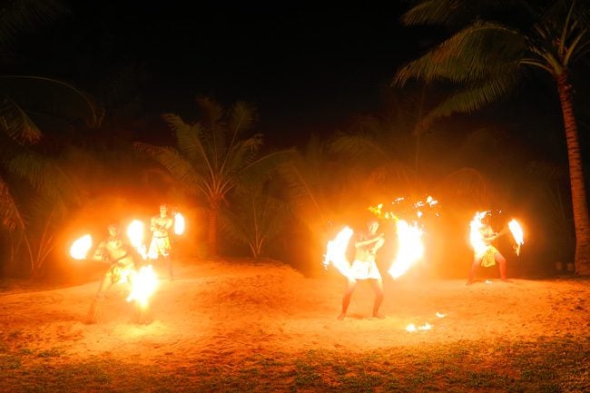 Island Night in Aitutaki Tamanu Beach Polynesian fire show 2