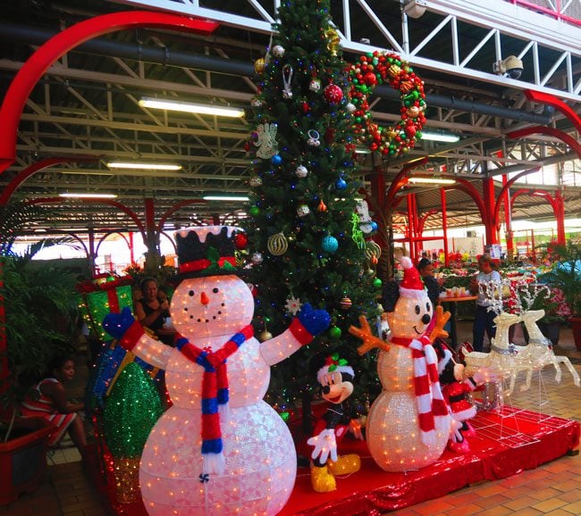Christmas in Papeete market