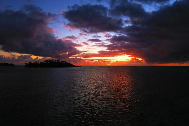 Muri Beach Cottages Rarotonga Cook Islands sunrise