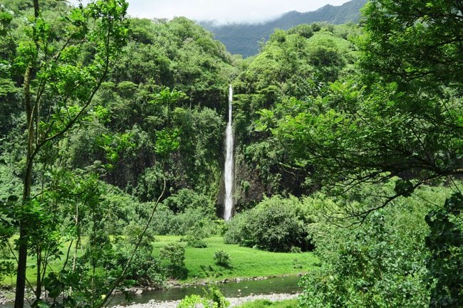 Papenoo Valley Tahiti huge waterfall