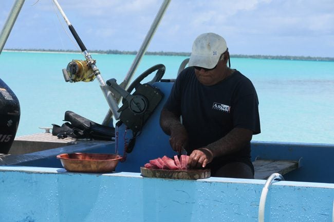 Lagoon tour in Maupiti French Polynesia gabi cutting tuna