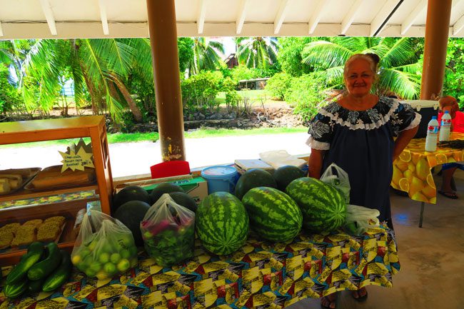 Maupiti market tahitian selling vegetables