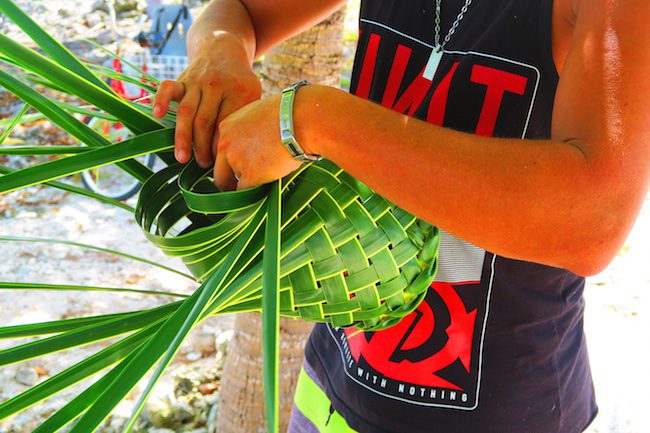 weaving bag from coconut leaves Fakarava Atoll French Polynesia