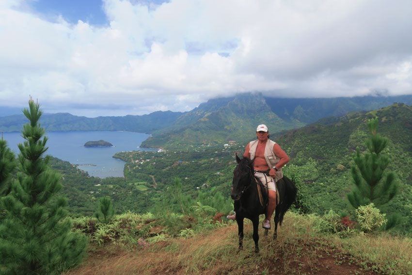 Paco horse expert guide - Hiva Oa Marquesas Islands French Polynesia