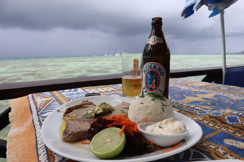 Snack Mahana Moorea French Polynesia