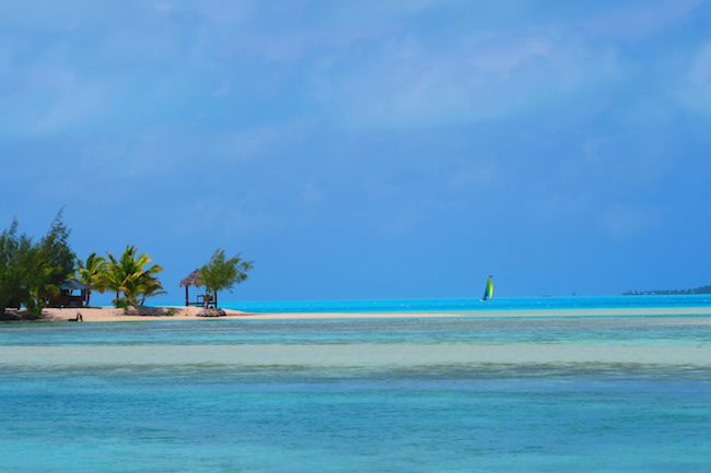 O'otu beach aitutaki lagoon windsail