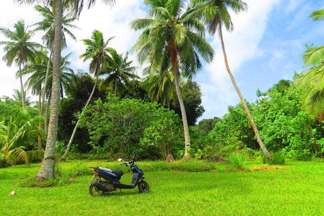 riding scooter aitutaki cook islands