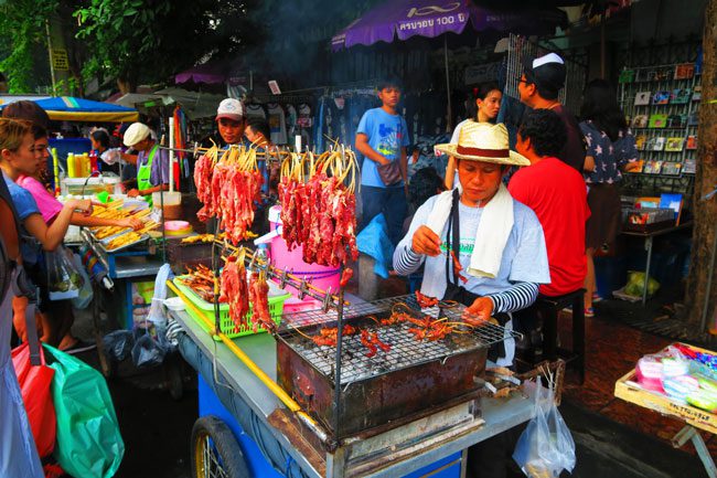 chatuchak-weekend-market-bangkok-street-food