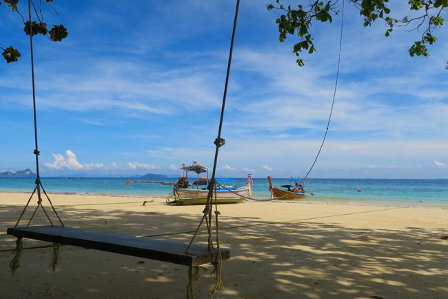 giant-beach-swing-rantee-beach-ko-phi-phi