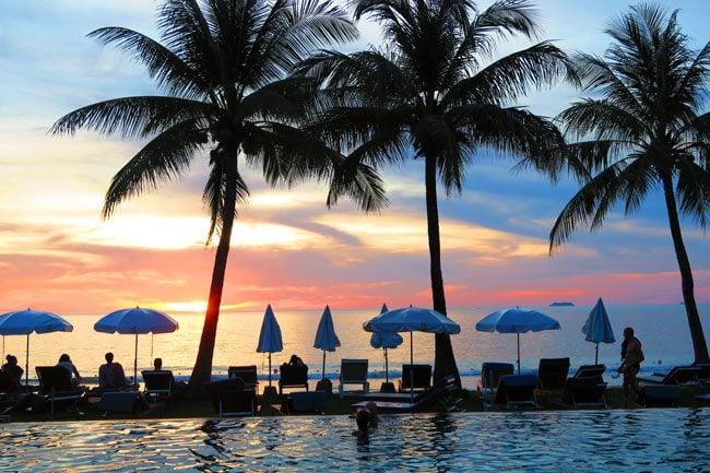 lanta-casuarina-beach-resort-ko-lanta-thailand-swimming-pool