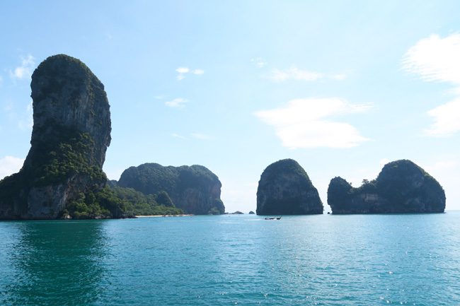 limestone-cliffs-railay-beach-coatsline-thailand