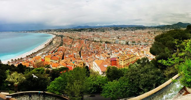 nice-panoramic-view-from-parc-de-la-colline-du-chateau