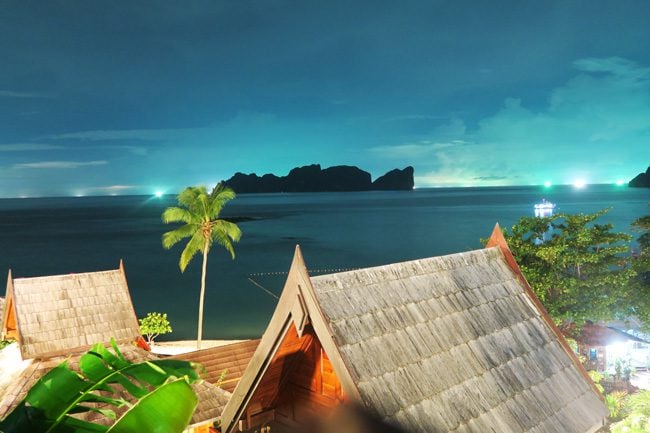 phi-phi-the-beach-resort-ko-phi-phi-by-night