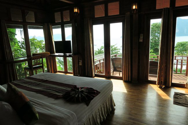 phi-phi-the-beach-resort-ko-phi-phi-room