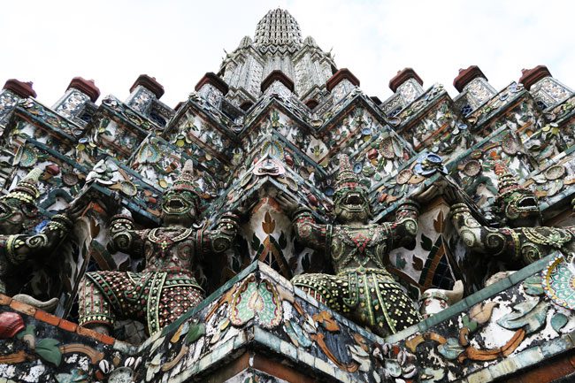 wat-arun-bangkok-temple-decorations