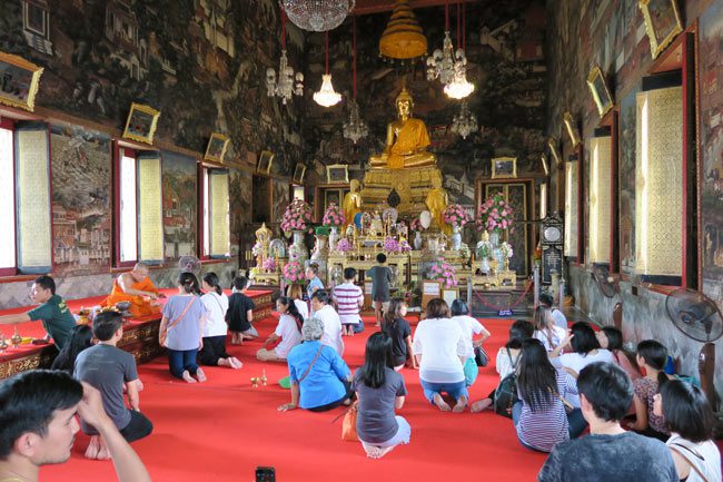 wat-arun-bangkok-temple-shrine