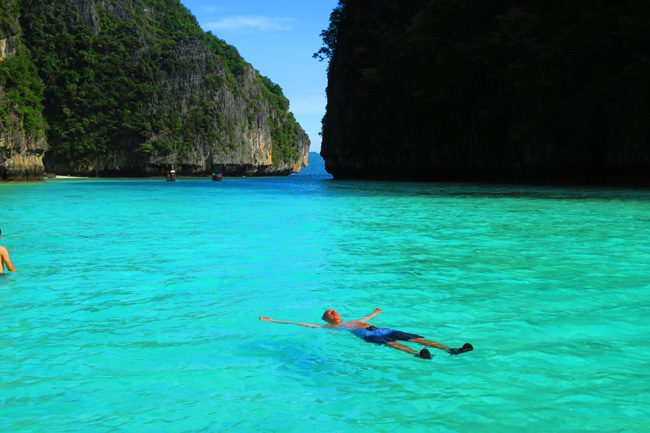 floating-in-pileh-lagoon-ko-phi-phi-leh