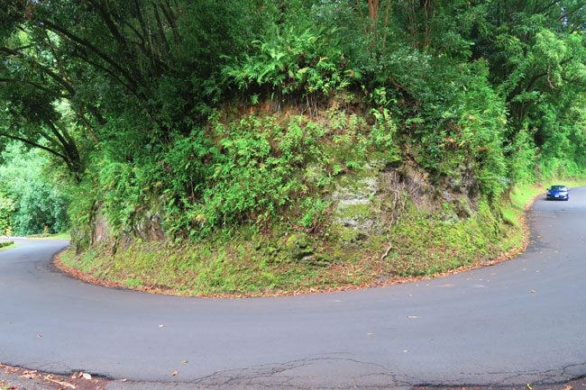 Sharp turn on the scenic Road to Hana - Maui Hawaii