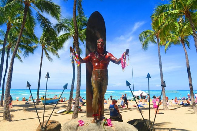 Duke Kahanamoku Statue - Waikiki Beach - Oahu - Hawaii