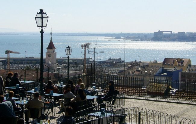 Miradouro de Santa Catarina - Lisbon