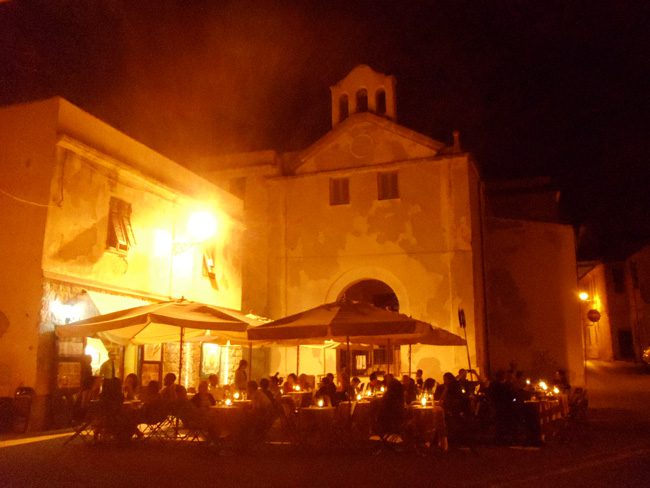 Alghero piazza at night - Sardinia