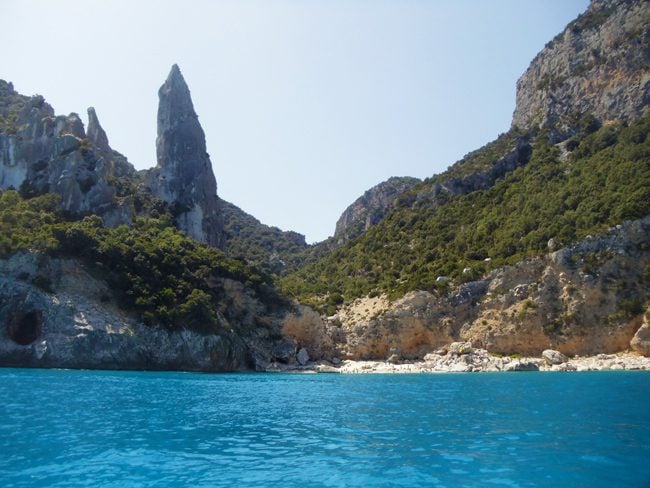 Cala Goloritze - Sardinia Beach - Limestone Pillar